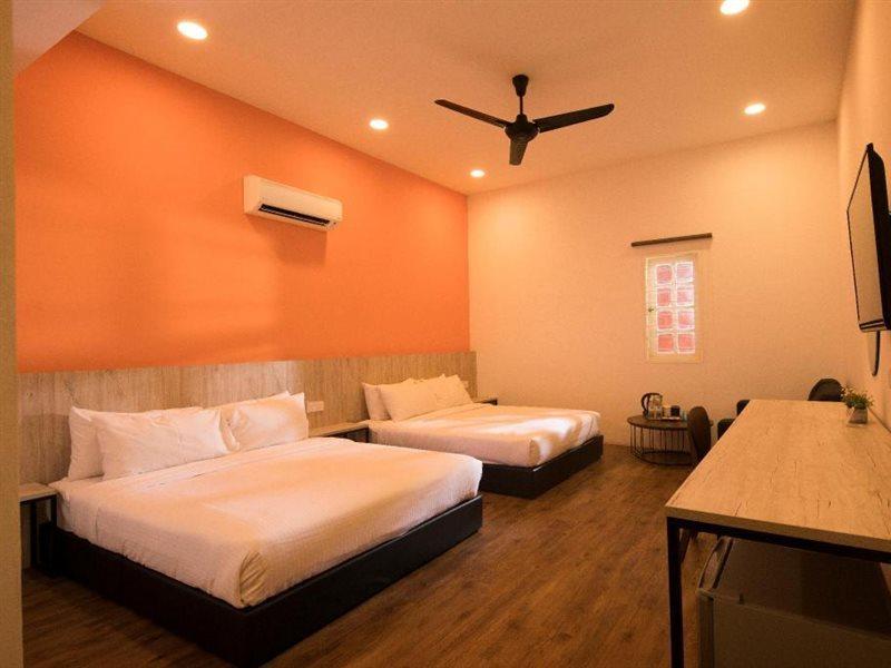 The Wood Boutique Hotel Muar Buitenkant foto