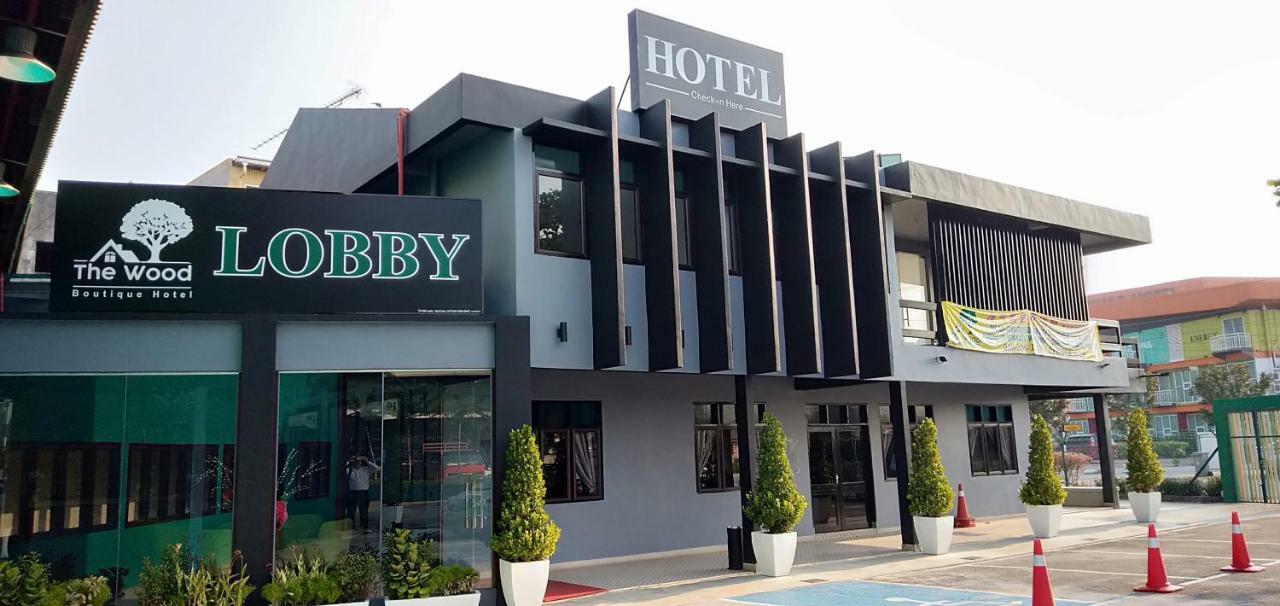 The Wood Boutique Hotel Muar Buitenkant foto