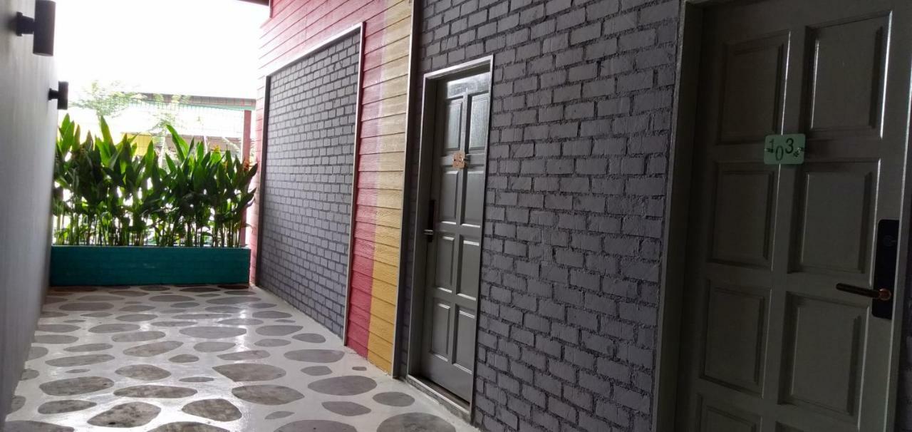 The Wood Boutique Hotel Muar Buitenkant foto