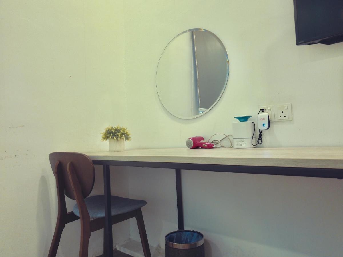 The Wood Boutique Hotel Muar Buitenkant foto